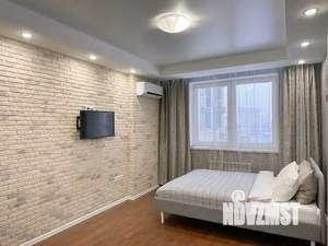 1-к квартира, посуточно, 38м2, 4/18 этаж