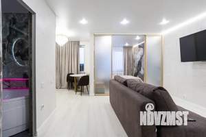 2-к квартира, посуточно, 40м2, 21/28 этаж