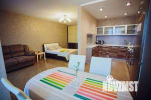 1-к квартира, посуточно, 50м2, 1/1 этаж