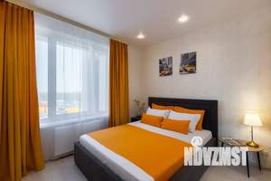 1-к квартира, посуточно, 40м2, 13/18 этаж