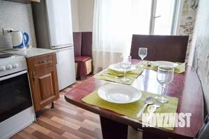 1-к квартира, посуточно, 39м2, 23/25 этаж