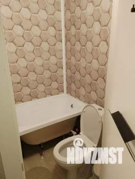 Студия квартира, посуточно, 14м2, 1/9 этаж