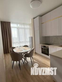 1-к квартира, посуточно, 41м2, 8/17 этаж