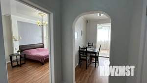 1-к квартира, посуточно, 56м2, 5/18 этаж