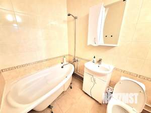 Студия квартира, посуточно, 40м2, 8/26 этаж