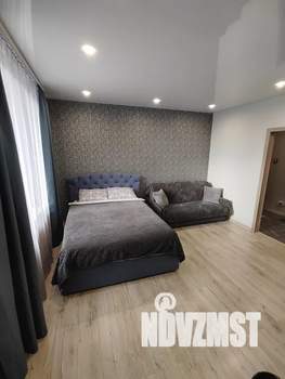 1-к квартира, посуточно, 34м2, 8/18 этаж