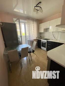 1-к квартира, посуточно, 38м2, 5/10 этаж