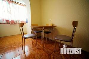 1-к квартира, посуточно, 62м2, 1/1 этаж
