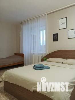 Студия квартира, посуточно, 35м2, 2/9 этаж