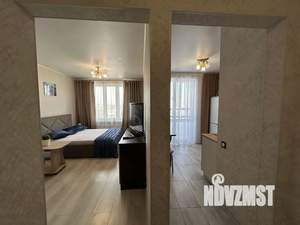 1-к квартира, посуточно, 40м2, 23/25 этаж