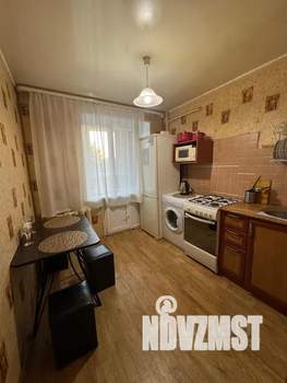1-к квартира, посуточно, 45м2, 3/9 этаж