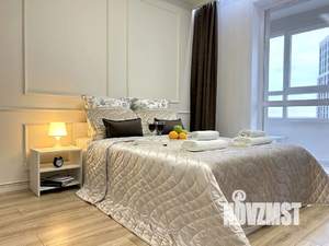 Студия квартира, посуточно, 36м2, 14/25 этаж