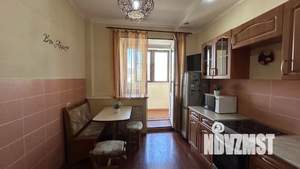 1-к квартира, посуточно, 48м2, 6/10 этаж