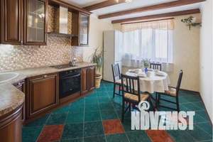 3-к квартира, посуточно, 104м2, 5/5 этаж