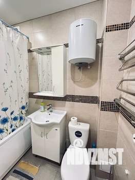 Студия квартира, посуточно, 30м2, 13/25 этаж