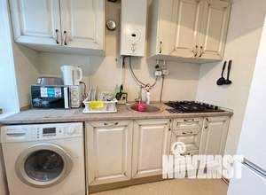 2-к квартира, посуточно, 42м2, 1/1 этаж