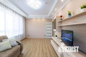 1-к квартира, посуточно, 60м2, 1/1 этаж