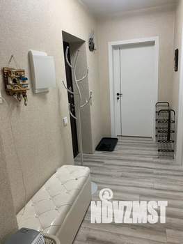1-к квартира, посуточно, 37м2, 2/2 этаж