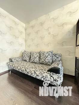 1-к квартира, посуточно, 37м2, 8/9 этаж