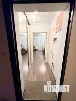 Студия квартира, посуточно, 28м2, 11/25 этаж