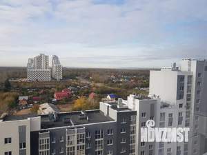 Студия квартира, посуточно, 35м2, 13/25 этаж