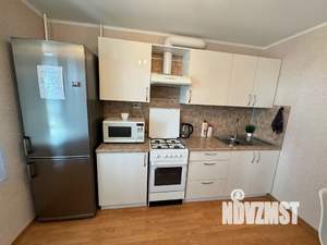 1-к квартира, посуточно, 40м2, 4/10 этаж