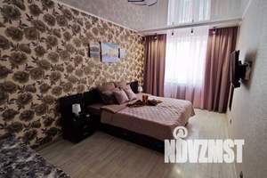 1-к квартира, посуточно, 39м2, 2/20 этаж