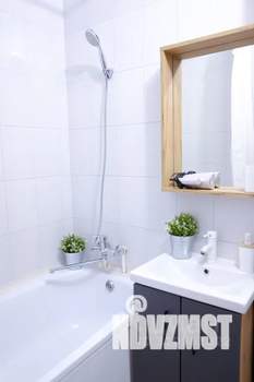 1-к квартира, посуточно, 35м2, 7/25 этаж