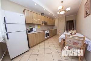 2-к квартира, посуточно, 65м2, 4/15 этаж