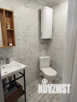 Студия квартира, посуточно, 36м2, 10/27 этаж