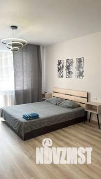 1-к квартира, посуточно, 33м2, 6/25 этаж