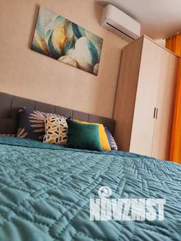 Студия квартира, посуточно, 35м2, 23/25 этаж