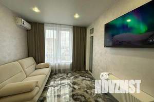 1-к квартира, посуточно, 40м2, 12/16 этаж