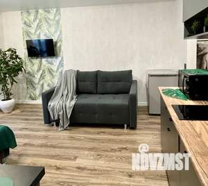 Студия квартира, посуточно, 25м2, 1/8 этаж