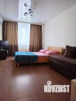 1-к квартира, посуточно, 37м2, 7/9 этаж