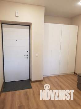 Студия квартира, посуточно, 35м2, 13/25 этаж