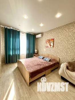 1-к квартира, посуточно, 36м2, 11/25 этаж