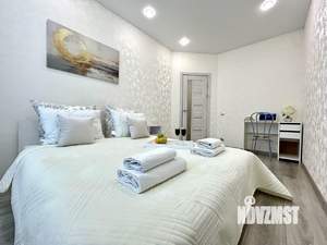 1-к квартира, посуточно, 40м2, 21/25 этаж