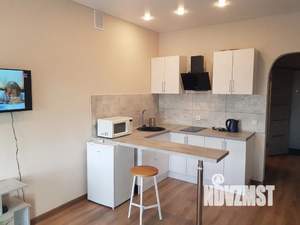 Студия квартира, посуточно, 35м2, 13/25 этаж
