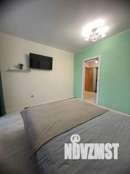 1-к квартира, посуточно, 35м2, 4/9 этаж