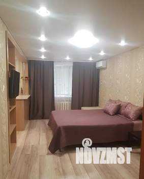 1-к квартира, посуточно, 40м2, 3/9 этаж