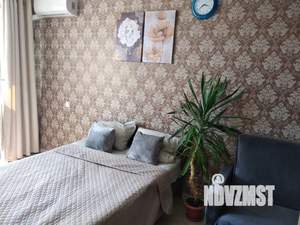 1-к квартира, посуточно, 37м2, 1/10 этаж