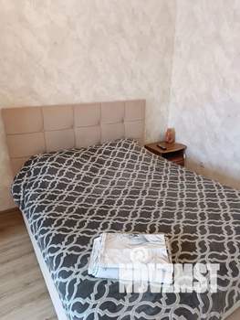 1-к квартира, посуточно, 42м2, 8/12 этаж