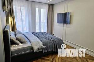 1-к квартира, посуточно, 39м2, 10/33 этаж