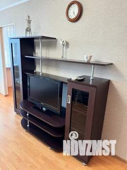 1-к квартира, посуточно, 40м2, 4/10 этаж