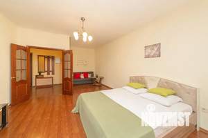 1-к квартира, посуточно, 40м2, 6/10 этаж