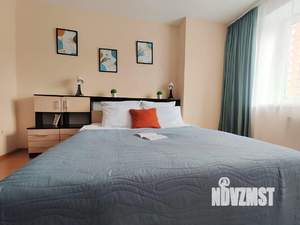 1-к квартира, посуточно, 35м2, 3/25 этаж