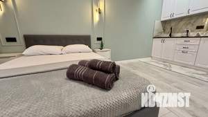 Студия квартира, посуточно, 29м2, 13/25 этаж