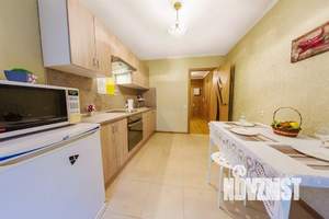 1-к квартира, посуточно, 65м2, 1/1 этаж