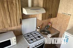 1-к квартира, посуточно, 33м2, 3/5 этаж